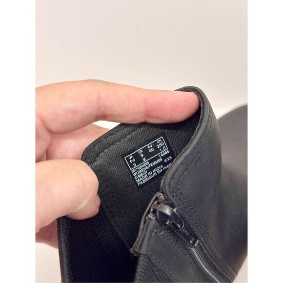 Clarks Booties Size 9US Black Leather Pull On Block Heel Maye Palm Ankle Boots - Picture 8 of 10